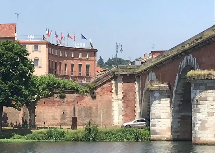 Hôtel accueillant les animaux: Hôtel Restaurant Le Pont Napoléon